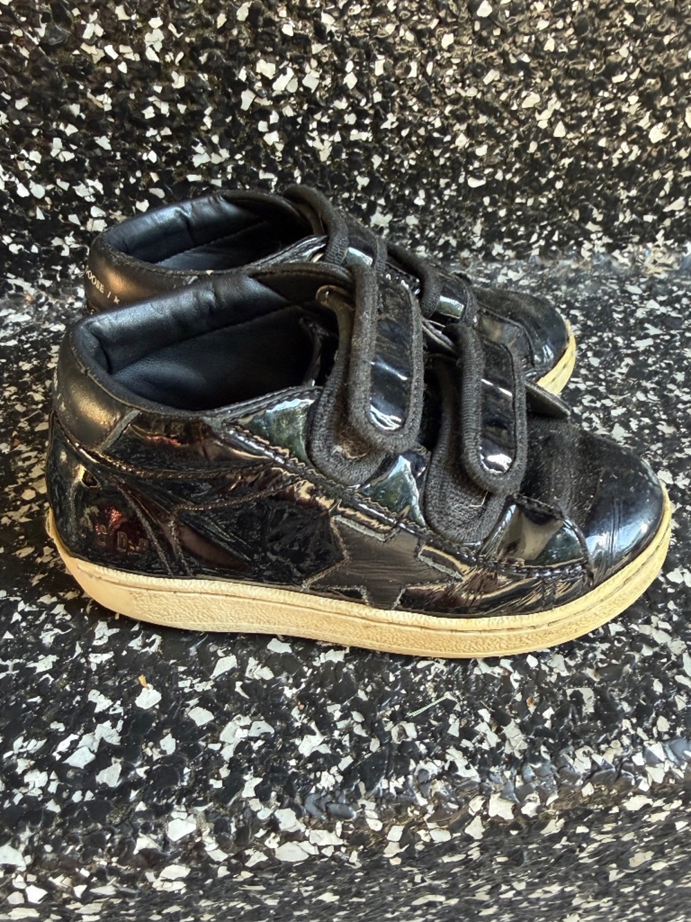 GUC Golden Goose Kids' June Basket MidTop Sneaker. Size 26 EU/10 Toddler US